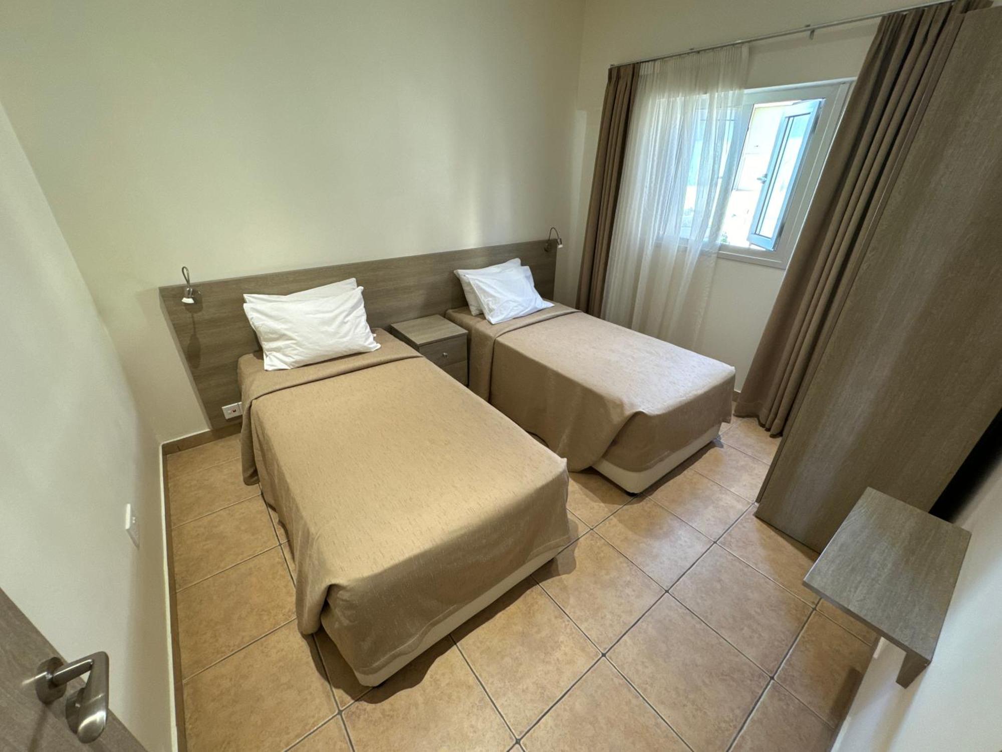 Topikos Apartments Ayia Napa Ngoại thất bức ảnh