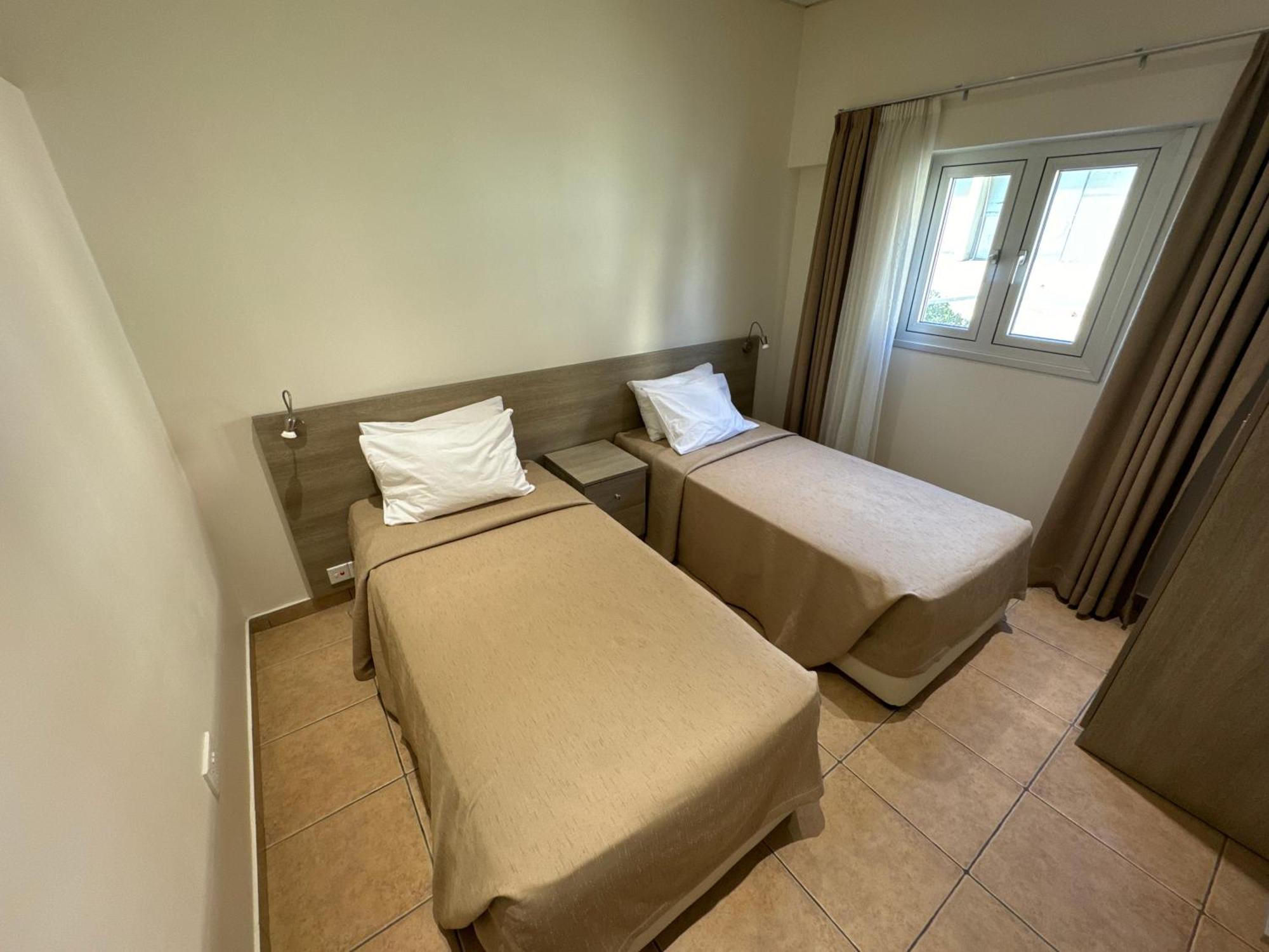 Topikos Apartments Ayia Napa Phòng bức ảnh